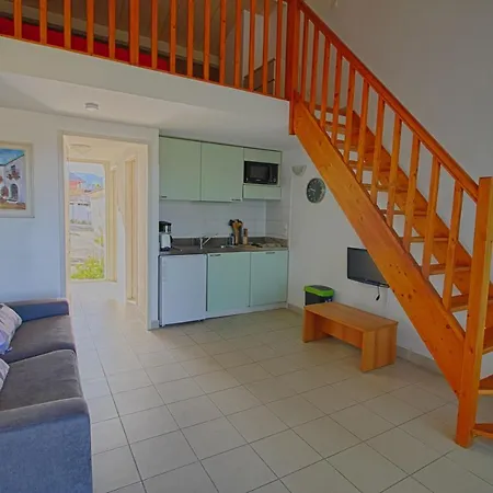Apartment Rez De Jardin Centre De Porticcio Porticcio (Corsica)